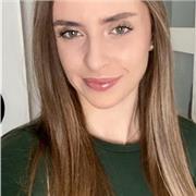 Profesora de inglés imparte clases particulares a niños de todas las edades